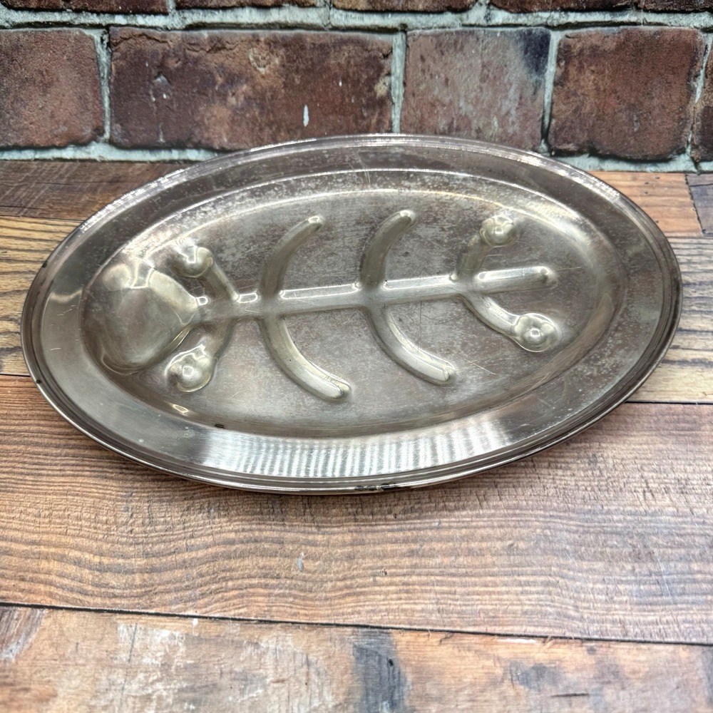 Wm A Rogers Silver Plated Meat Tray Oval Footed Tree of Life Platter Vintage MCM